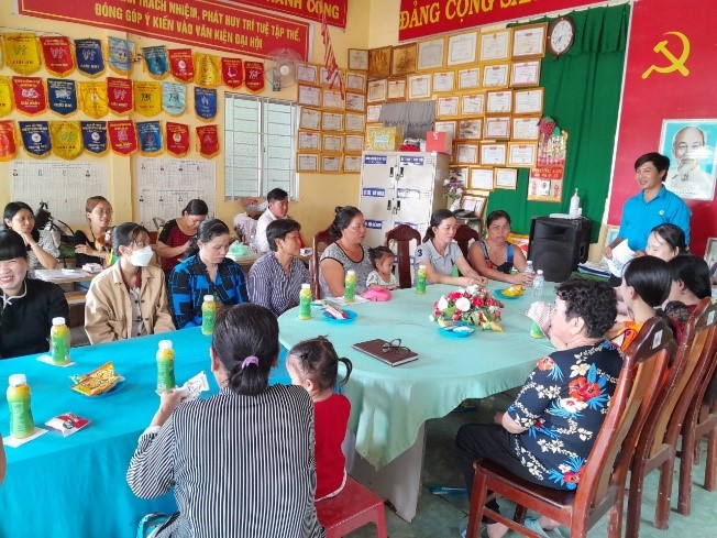 Truyền thông nhóm về lợi ích của việc tiêm chủng phòng bệnh