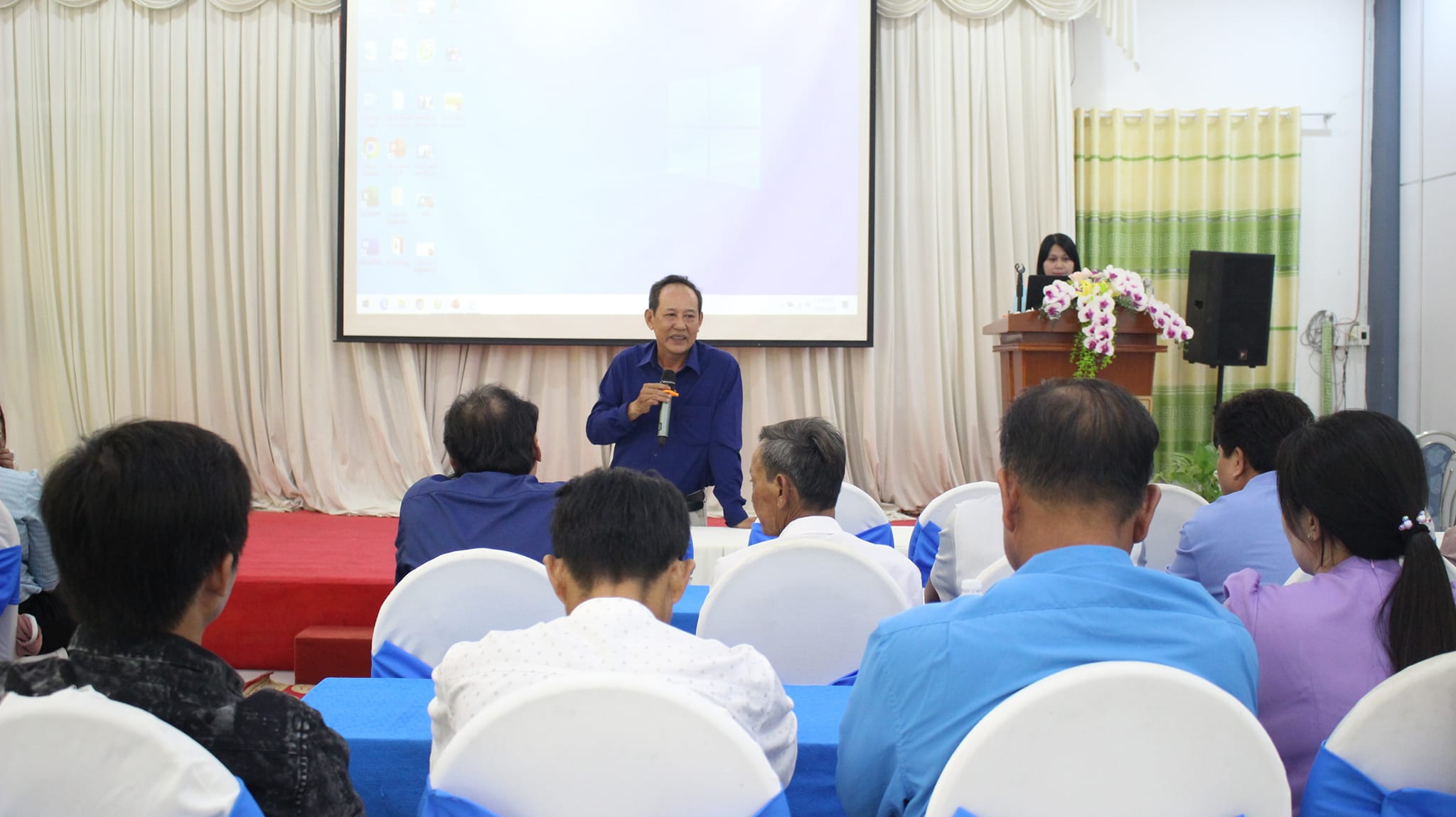 Chia sẻ kinh nghiệm hoạt động truyền thông nhóm phòng chống suy dinh dưỡng