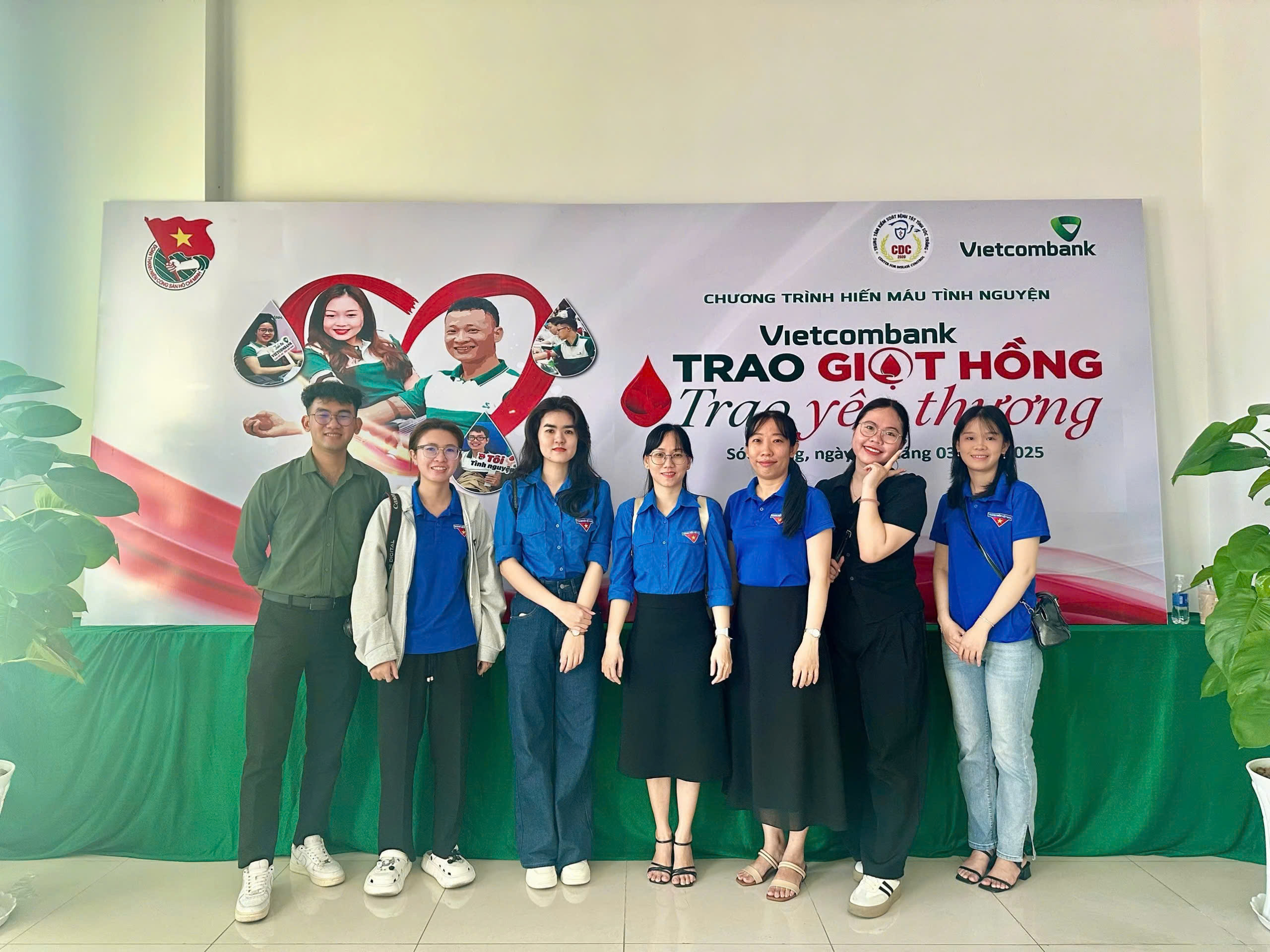 Nối vòng tay tình nguyện – Hiến giọt máu yêu thương
