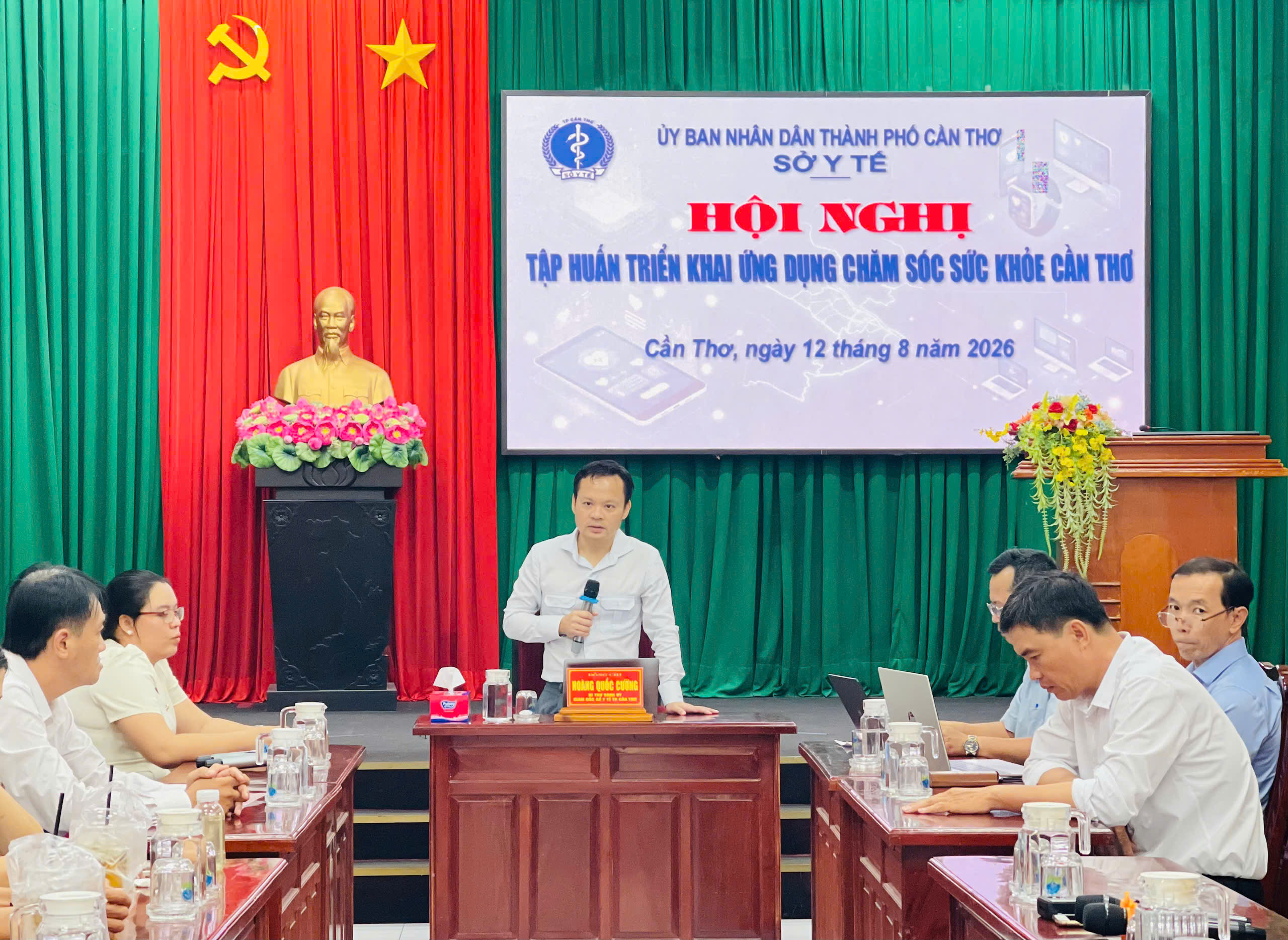 Tập huấn hướng dẫn triển khai ứng dụng “Chăm sóc sức khỏe Cần Thơ” cho các cơ sở khám, chữa bệnh trên địa bàn