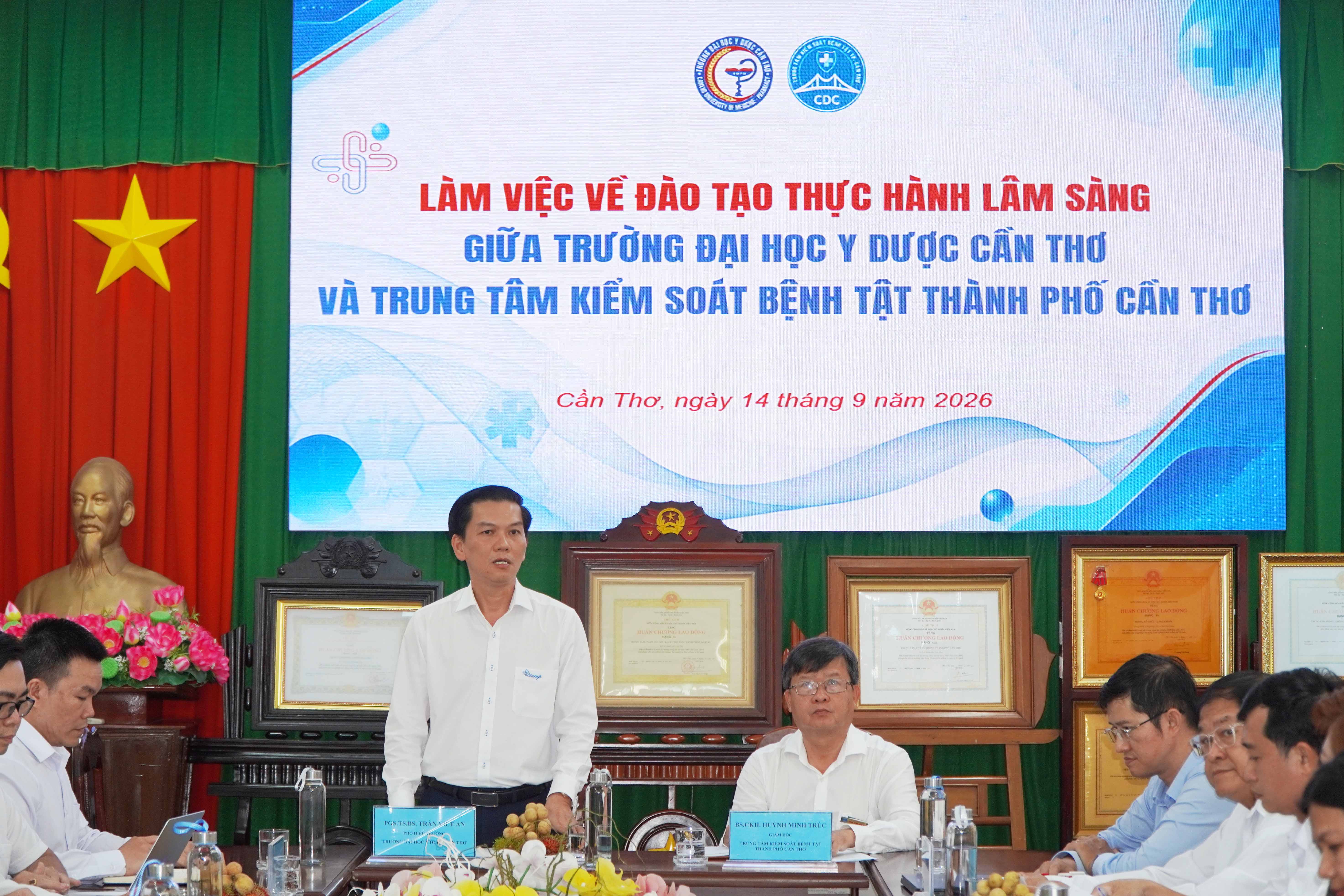 Tăng cường phối hợp đào tạo thực hành, nâng cao chất lượng nguồn nhân lực y tế dự phòng